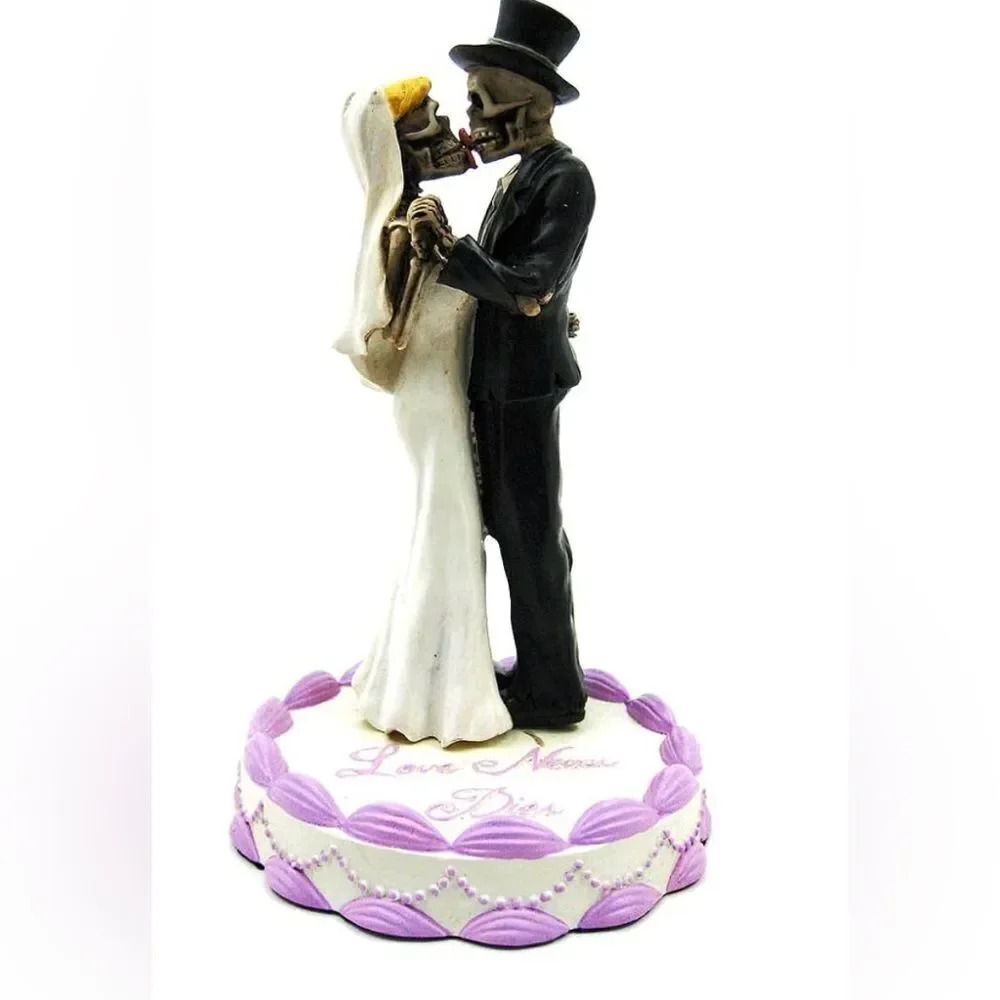 Wedding Skulls Collectible Figurine Statue Summit Collection cake topper